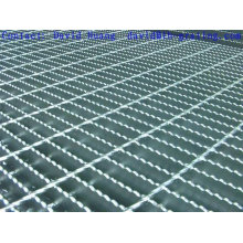 serrated walkway , serrated floor , teeth grating floor , teeth grid